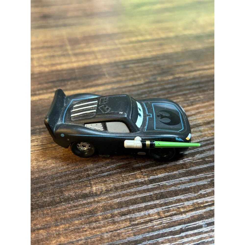Disney Pixar Cars - STAR WARS MCQUEEN AS JEDI LUKE SKYWALKER - 1:55 Diecast